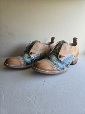 Women's Freebird Mabel Leather Slip-On Dress Shoes in Tan and Teal